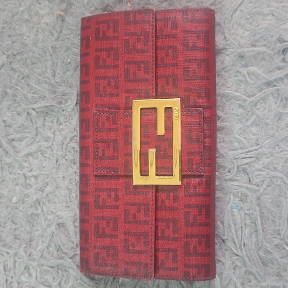 Fendi Zucchino FF Red & Gold Flower Long Snap Wallet (VERY GOOD)(RARE)✨️❤️✨️ - Picture 1 of 10